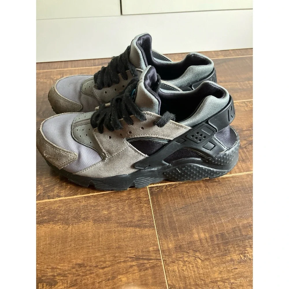 Nike pre owned
